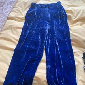 Blue velvet trousers